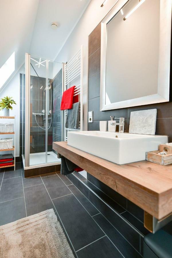 Altstadt Apartment Deluxe Cottbus Ngoại thất bức ảnh